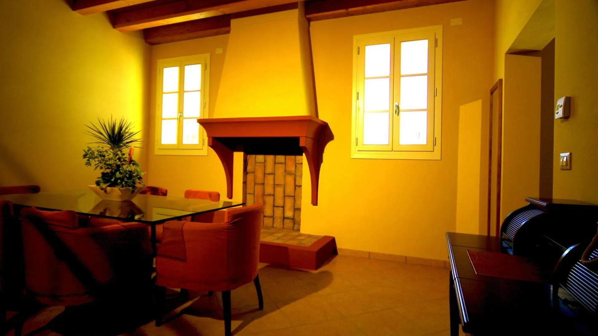 Hotel La Fornace San Vicenzo di Galliera 3*,  Italien
