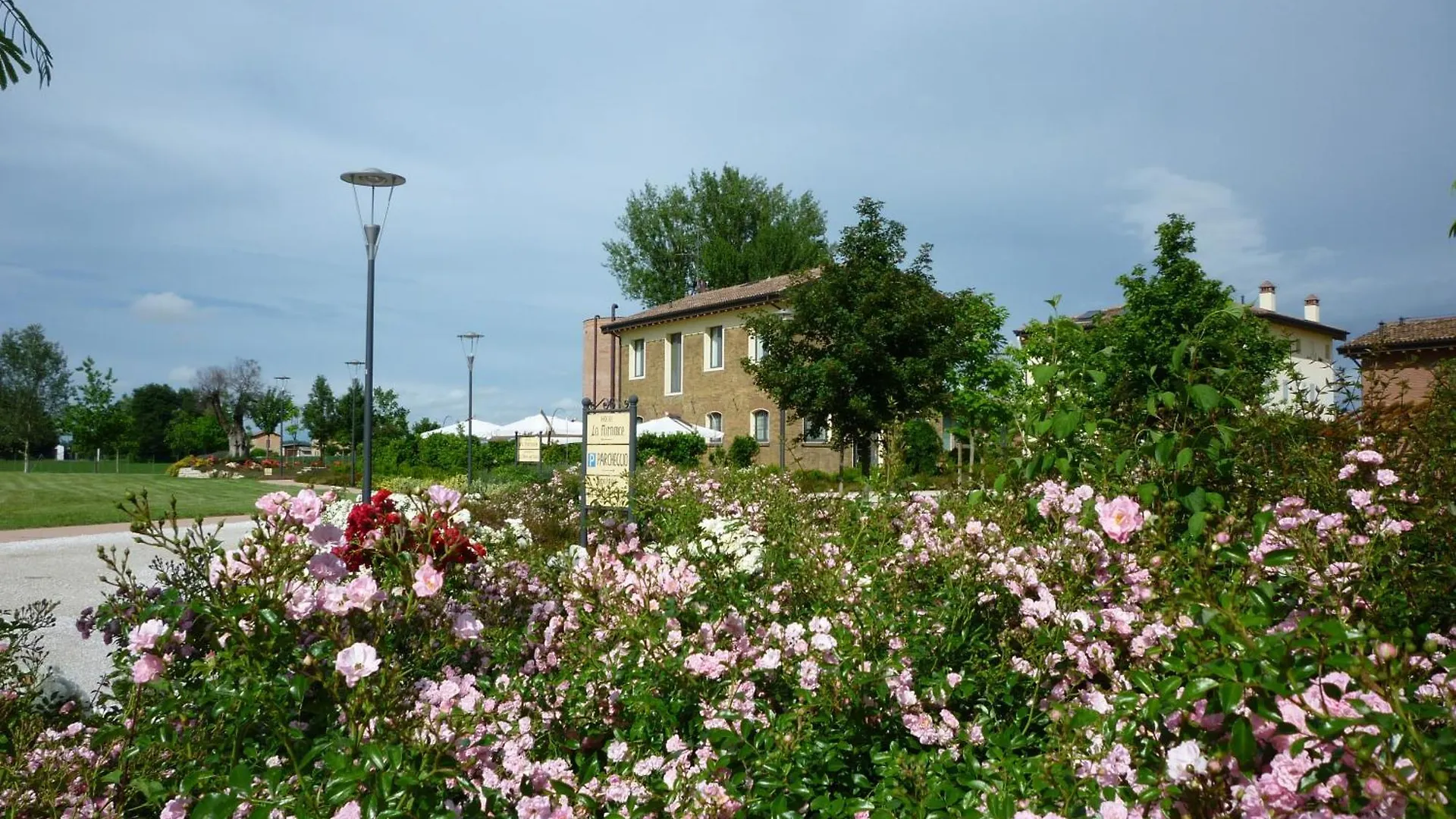 Hotel La Fornace San Vicenzo di Galliera 3*,  Italien